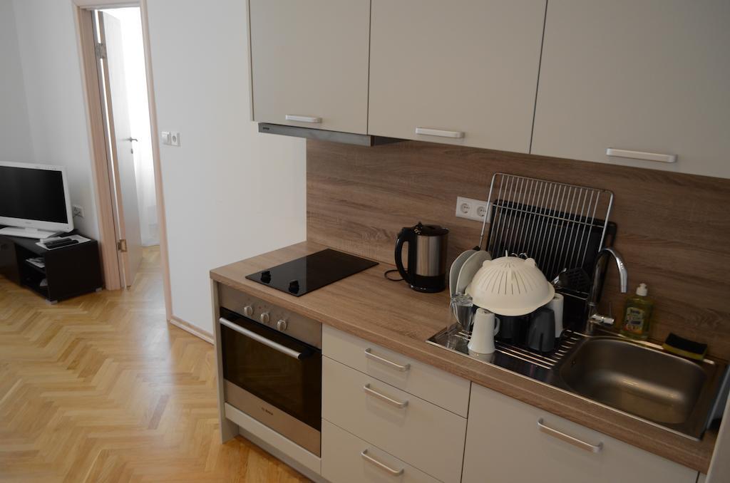 Apartment Milani With Private Garage オパティヤ 部屋 写真